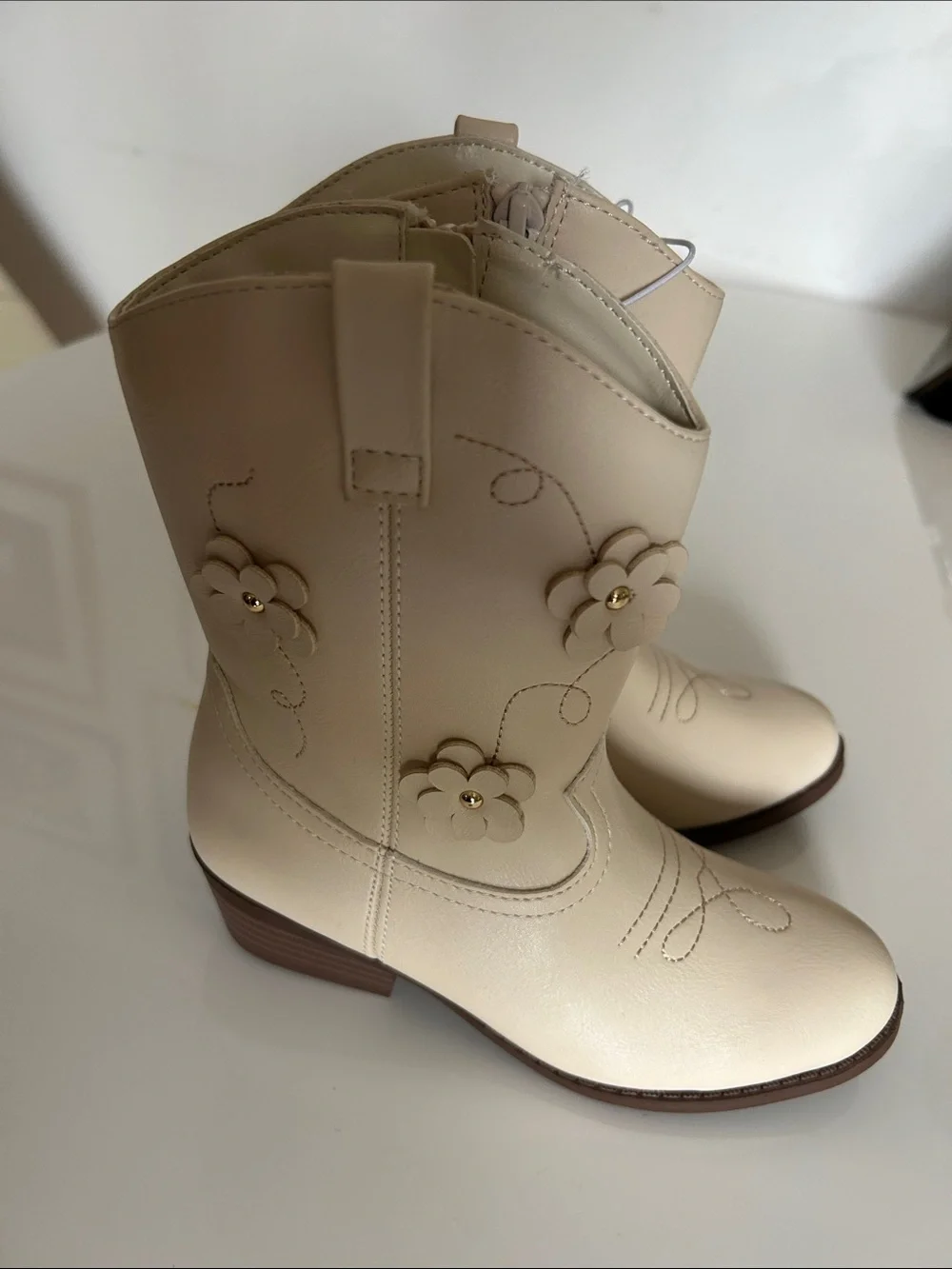 Gymboree cute cream